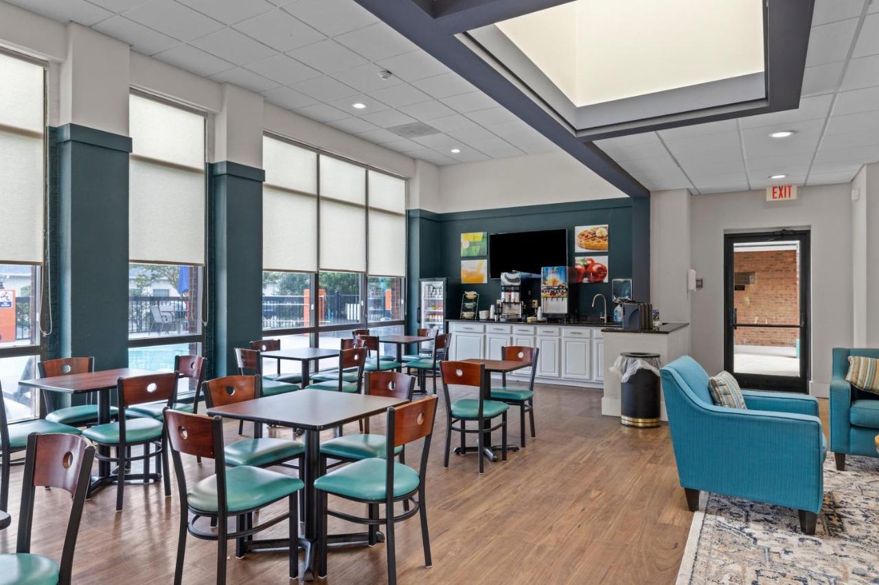Garnet Inn & Suites, Morehead City Near Atlantic Beach ภายนอก รูปภาพ