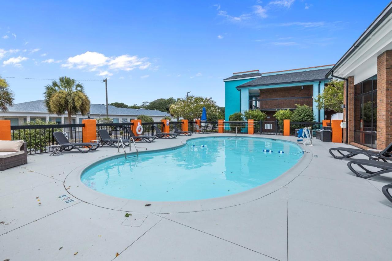 Garnet Inn & Suites, Morehead City Near Atlantic Beach ภายนอก รูปภาพ