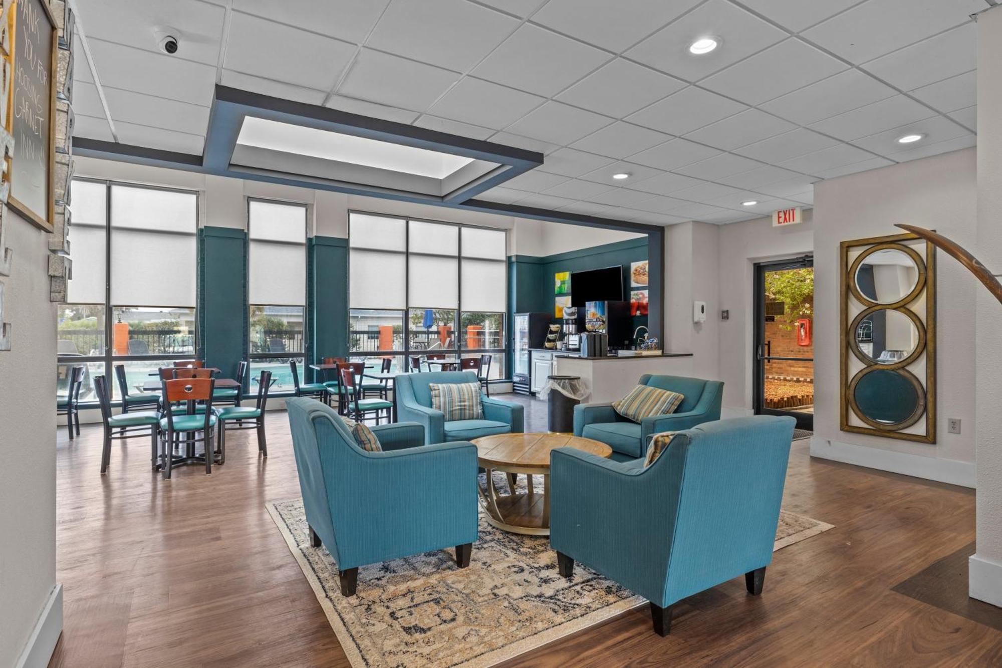 Garnet Inn & Suites, Morehead City Near Atlantic Beach ภายนอก รูปภาพ