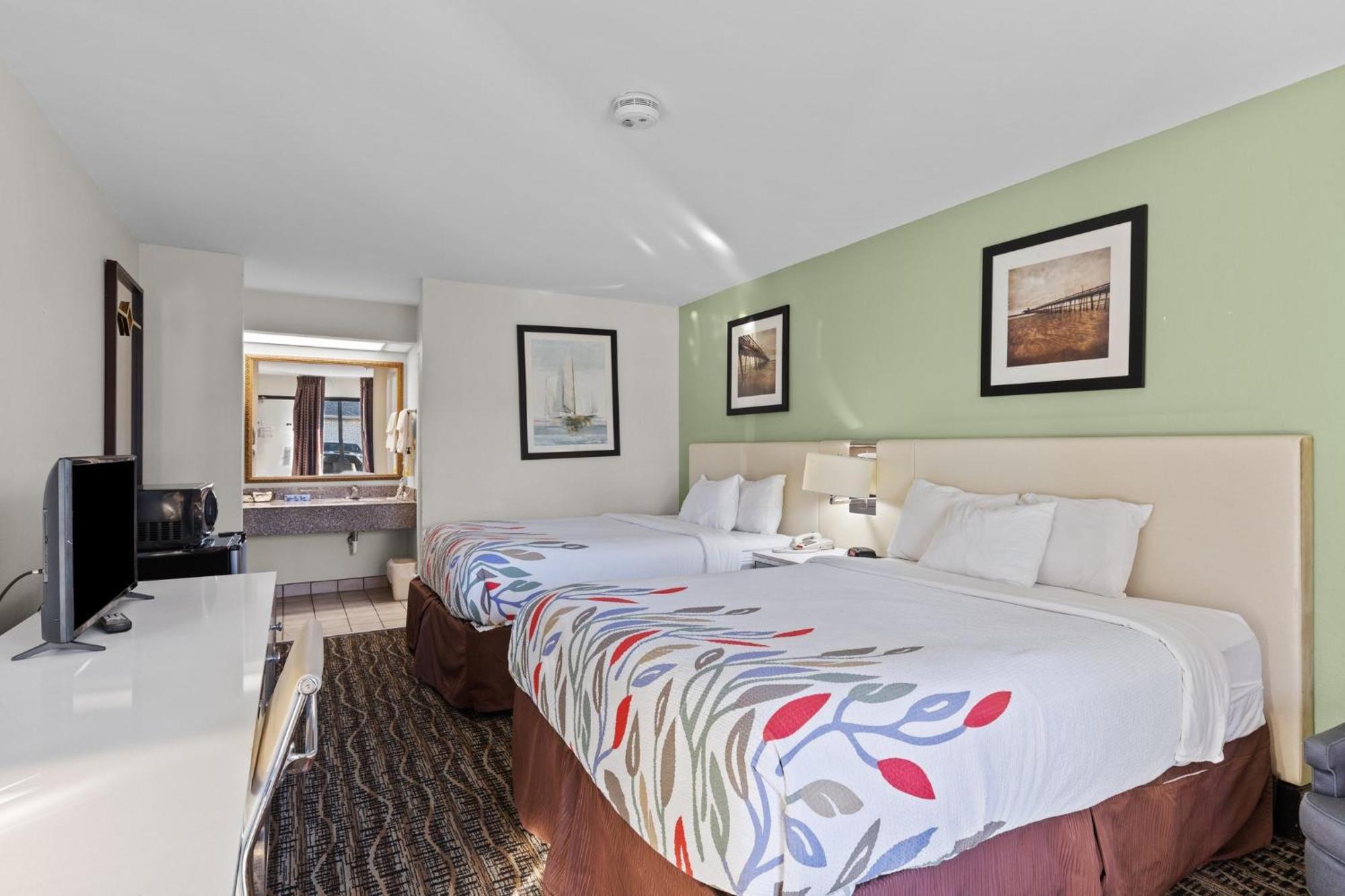 Garnet Inn & Suites, Morehead City Near Atlantic Beach ภายนอก รูปภาพ