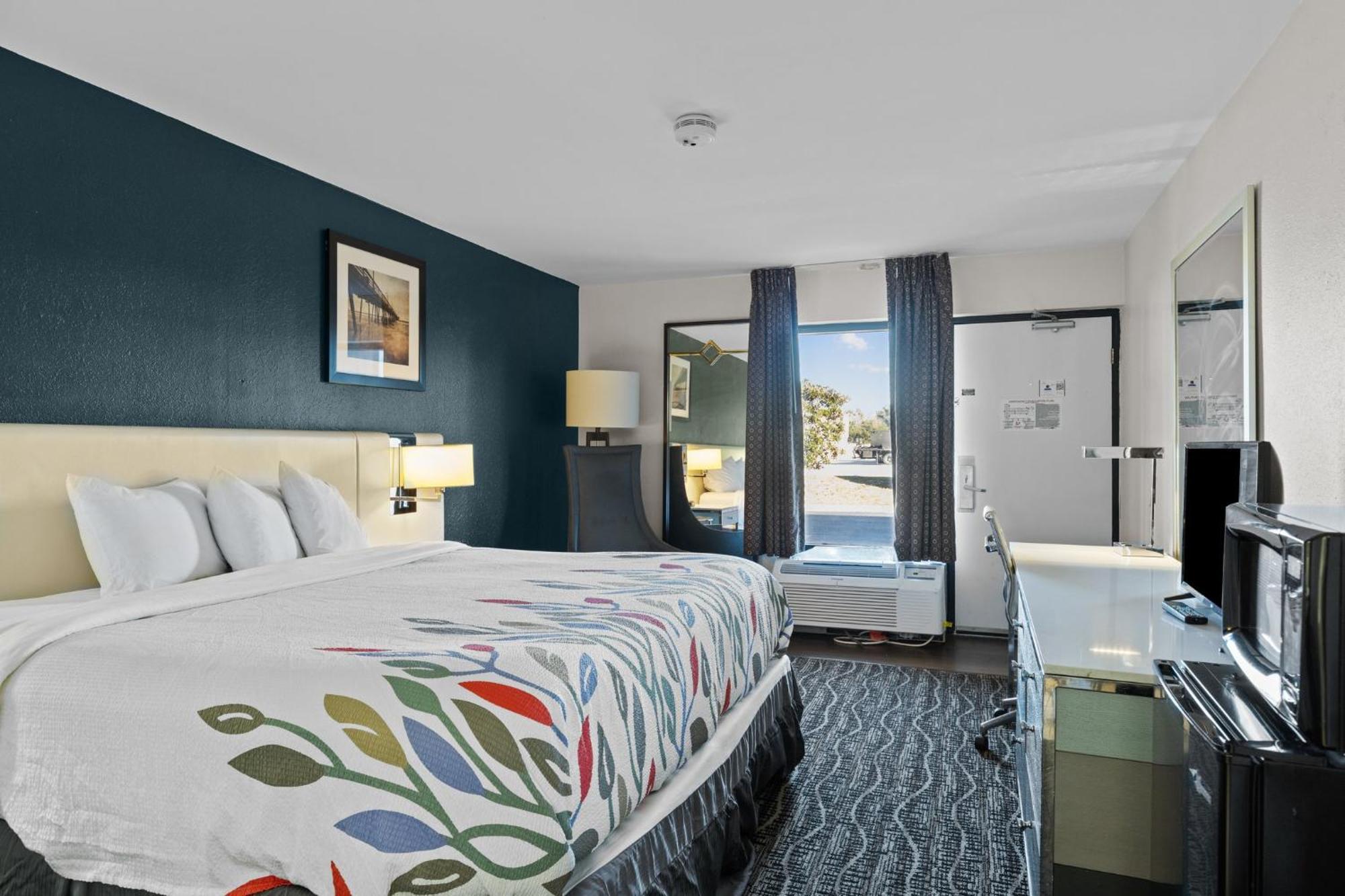Garnet Inn & Suites, Morehead City Near Atlantic Beach ภายนอก รูปภาพ